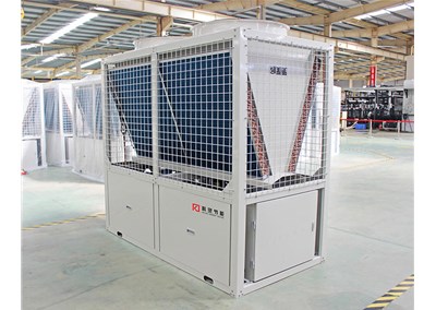 家用空氣能，無(wú)論是熱水還是采暖都是四季皆宜的方案